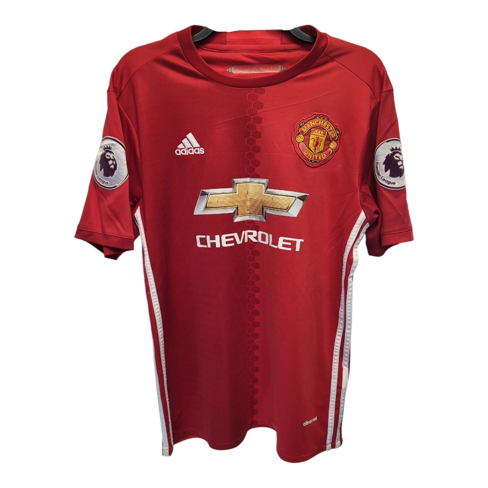 Manchester United Home Short Sleeve Adidas Football Jersey (Valencia #7)- Size M